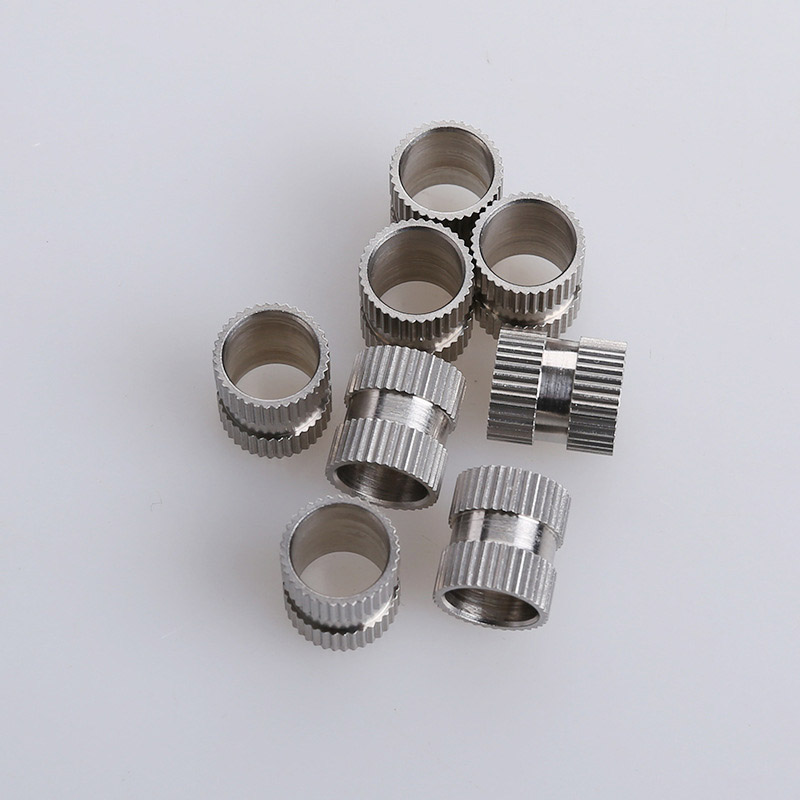 Porca de inserção de via dupla